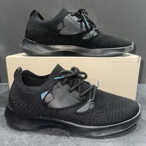Vessi Everyday Move Sneaker Mens size 8 Onyx Black On Black Waterproof Sporty